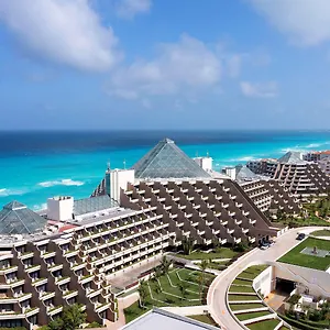 5* Курортный комплекс Paradisus